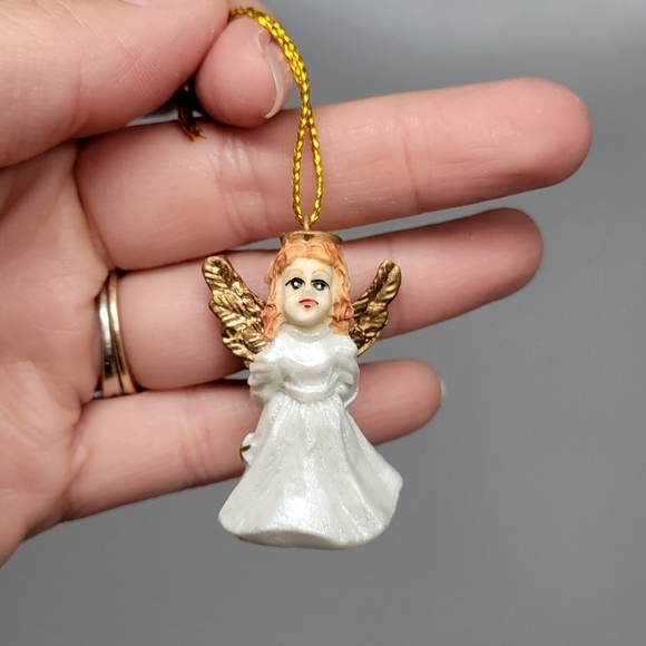 Vintage 1990s Mini Angel Ornaments set of 5 Christmas Angels Holiday Tree Holly - Picture 8 of 11